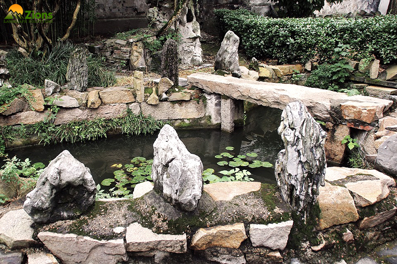 Nước trong sân vườn Trung Quốc